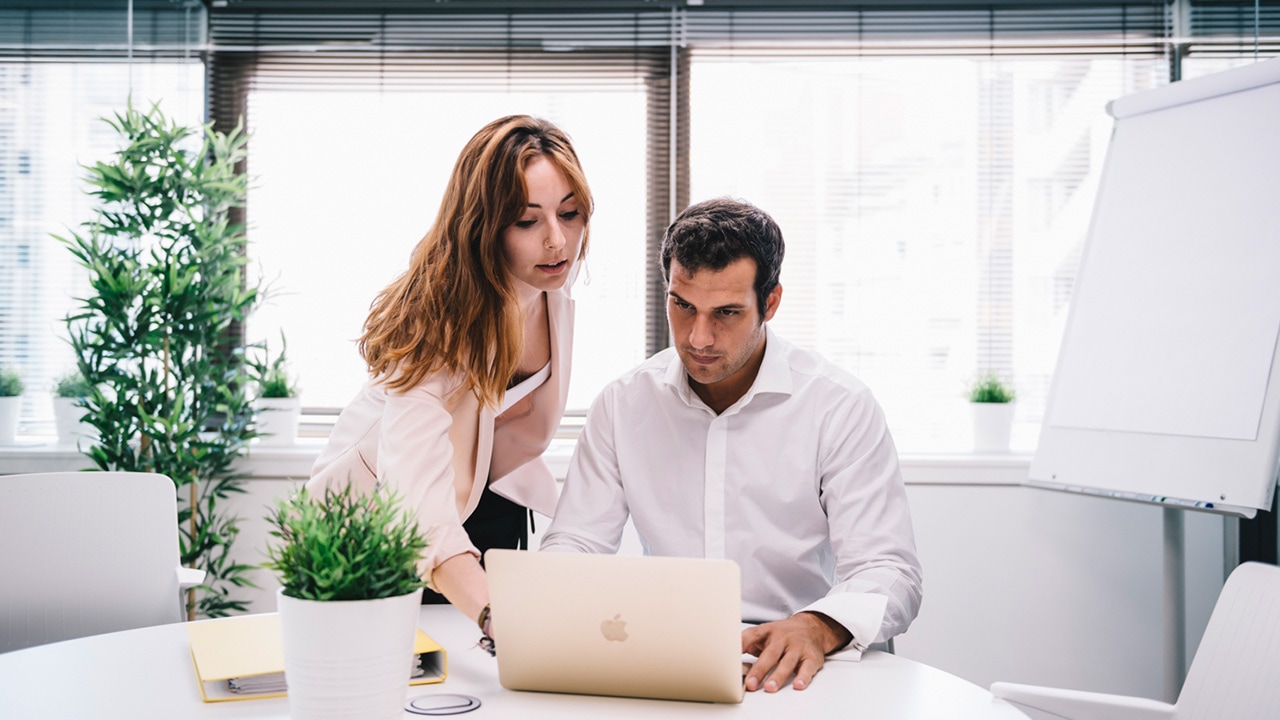 cómo usar las novedades de vacaciones y configuración