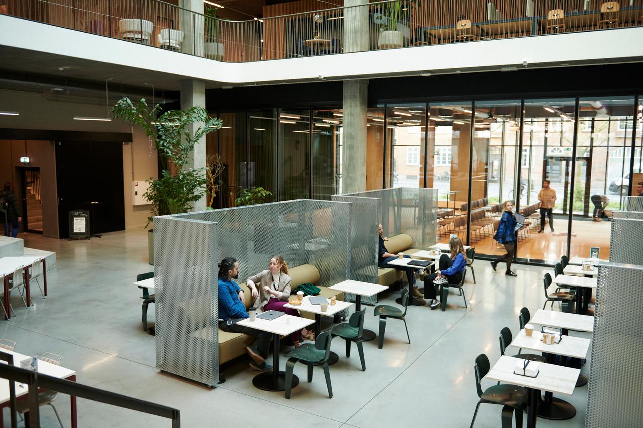 ¿Cómo pueden ayudarnos los empleados a reclutar talento?